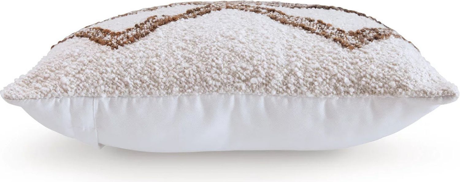 Brettwood Pillow Set of 4 In Brown and Ivory A1001125
