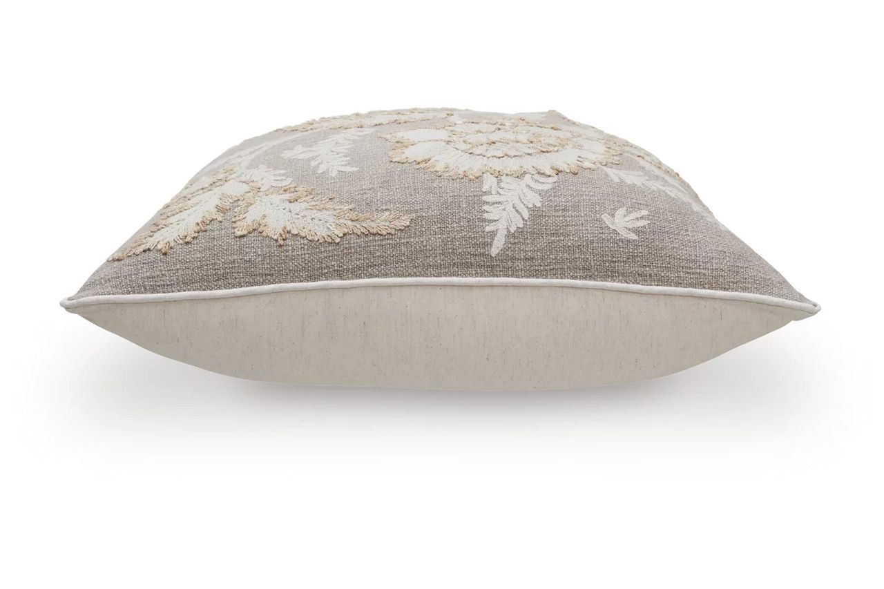 Viveka Pillow Set of 4 In Brown and Beige A1001146