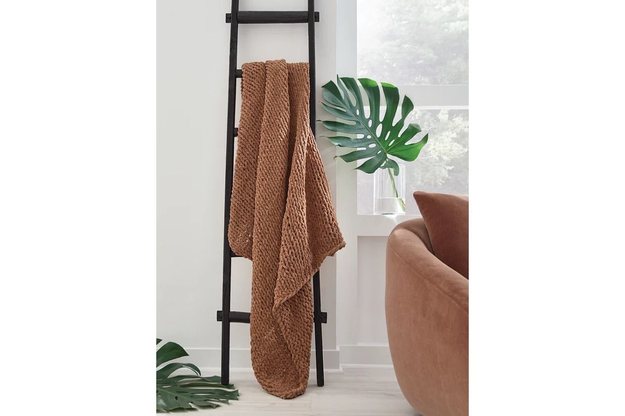 Chaddon Throw Set of 3 In Sienna A1001179