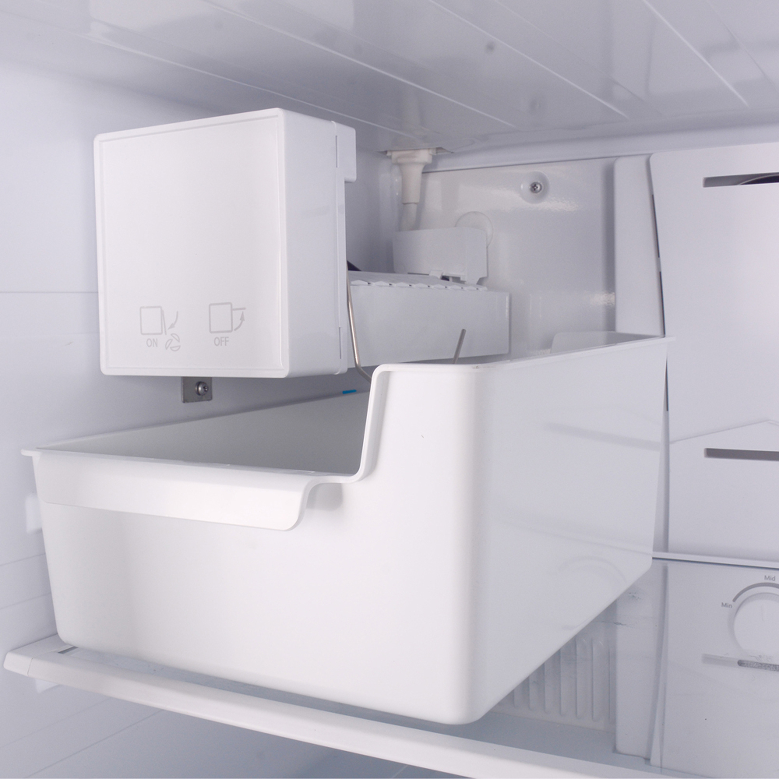 20.4 cu. ft. Top Freezer Refrigerator w/ Icemaker, 33" Wide Stainless Steel w/Fingerprint Resistance A122390971