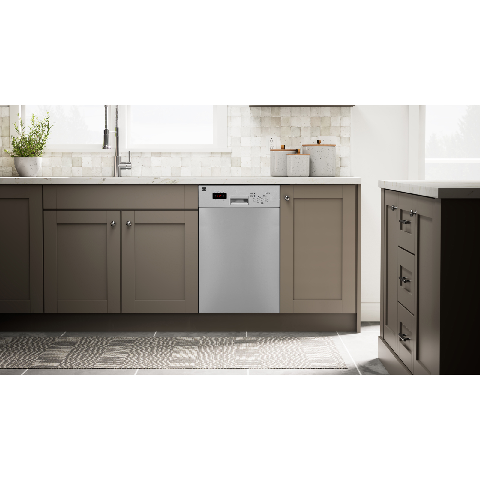 18" Built-in Dishwasher with UltraWash® Plus System and EasyFlex 3rd Rack  Stainless Steel w/ Fingerprint Resistance A124333635