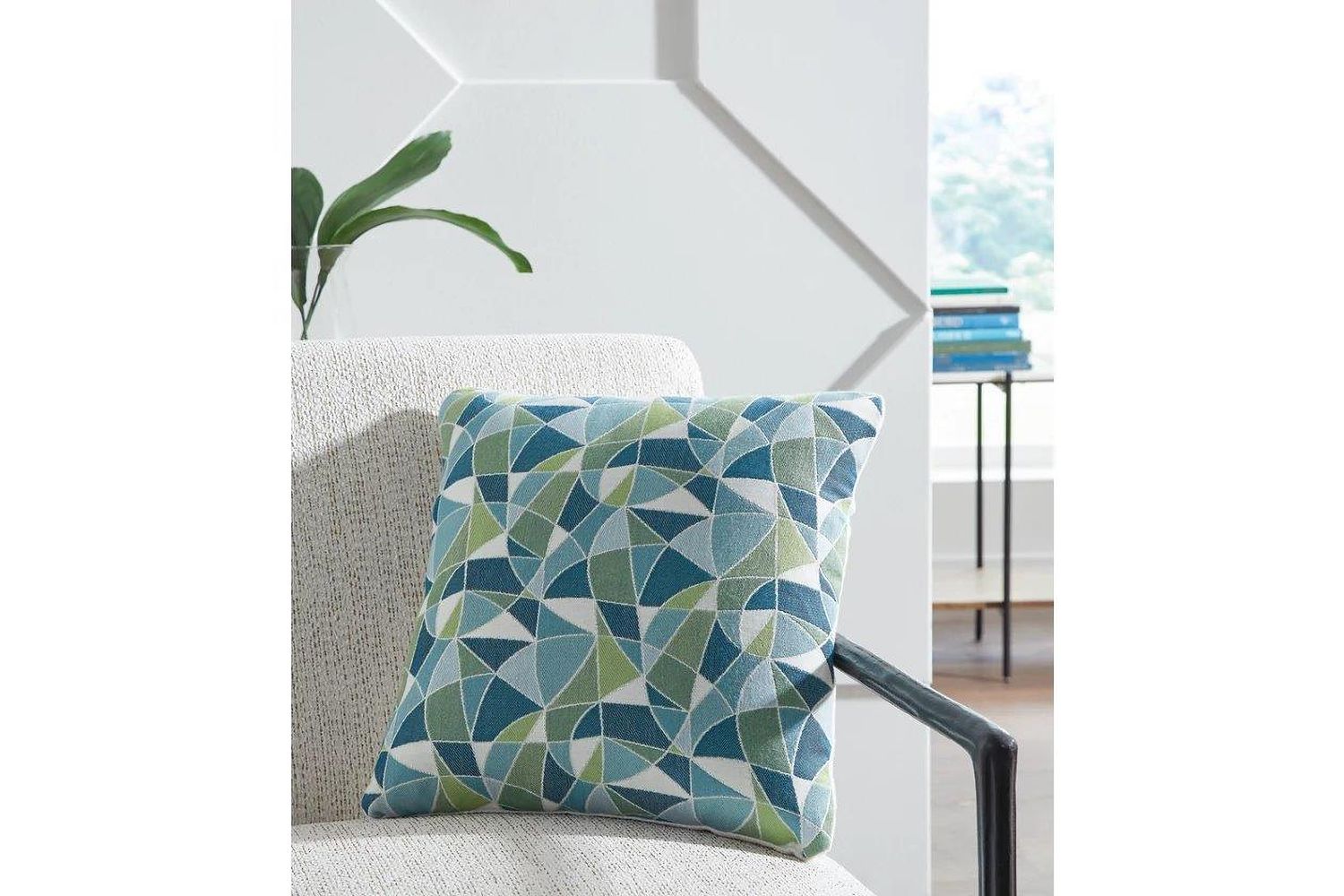 Seanow Next-Gen Nuvella Pillow In Green and White A1900005P