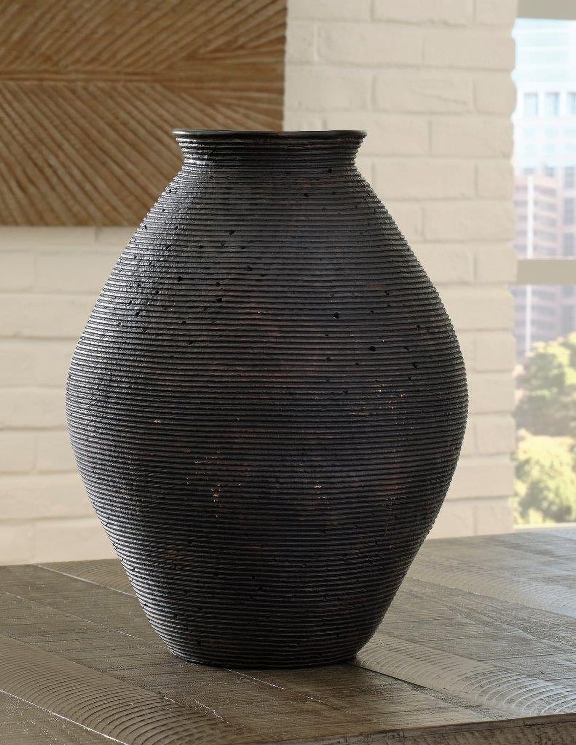 Hannela Antique Brown Large Vase A2000512