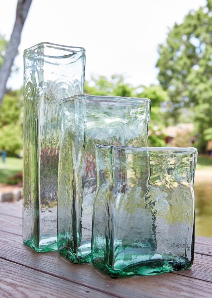 Taylow Green Small Vase Set Of 3 A2000536