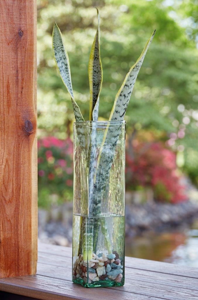 Taylow Green Vase A2000538V