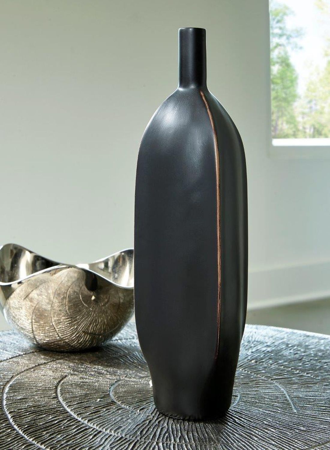 Rhaveney Black Medium Vase Set Of 3 A2000551
