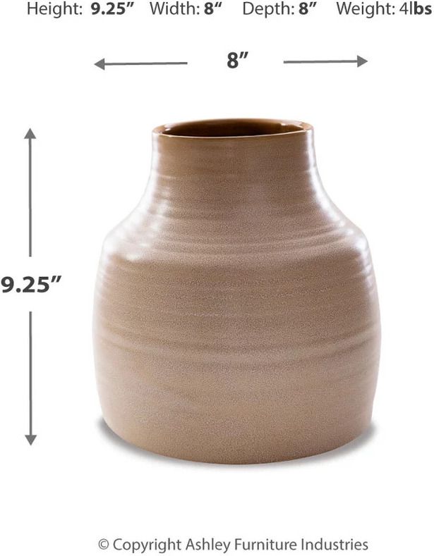 Millcott Vase In Tan A2000581V