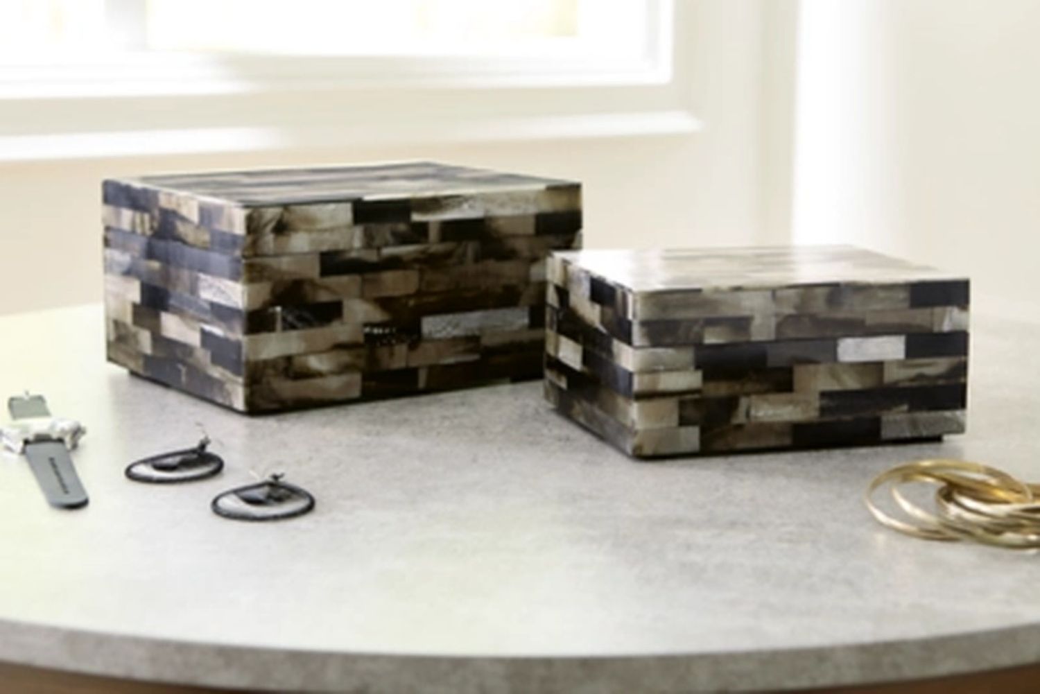 Ellford Black/Brown/Cream Box Set of 2 A2000596