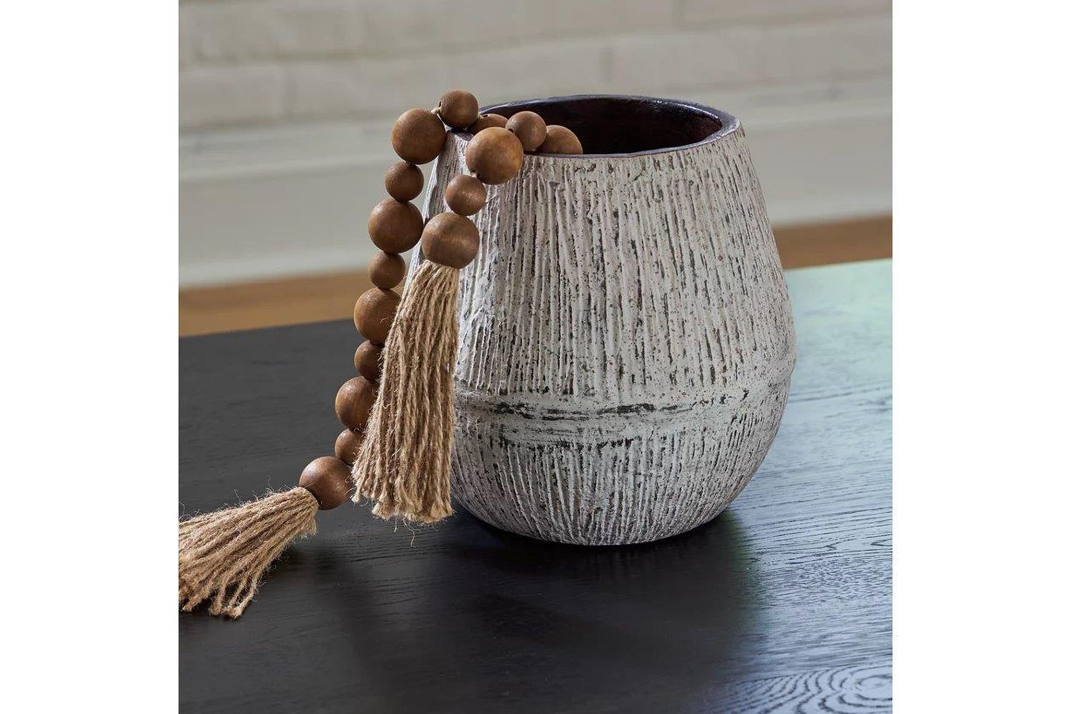 Claymount Vase In Distressed Brown A2000635