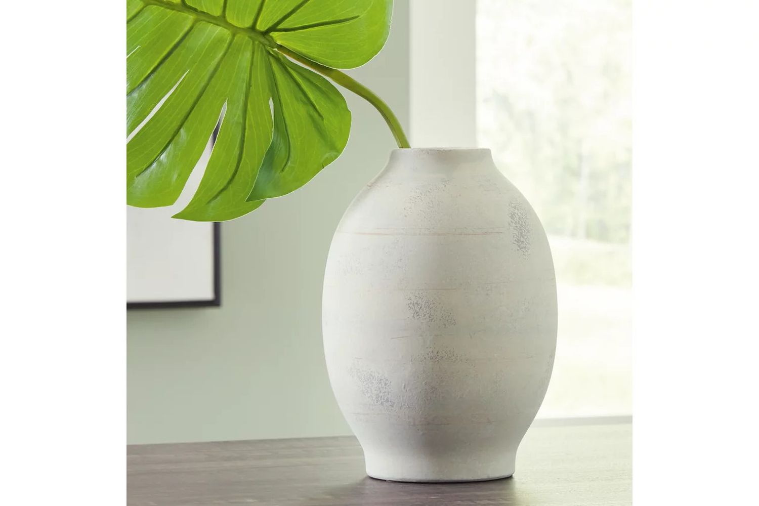 Clayson Vase In Sage Green A2000653