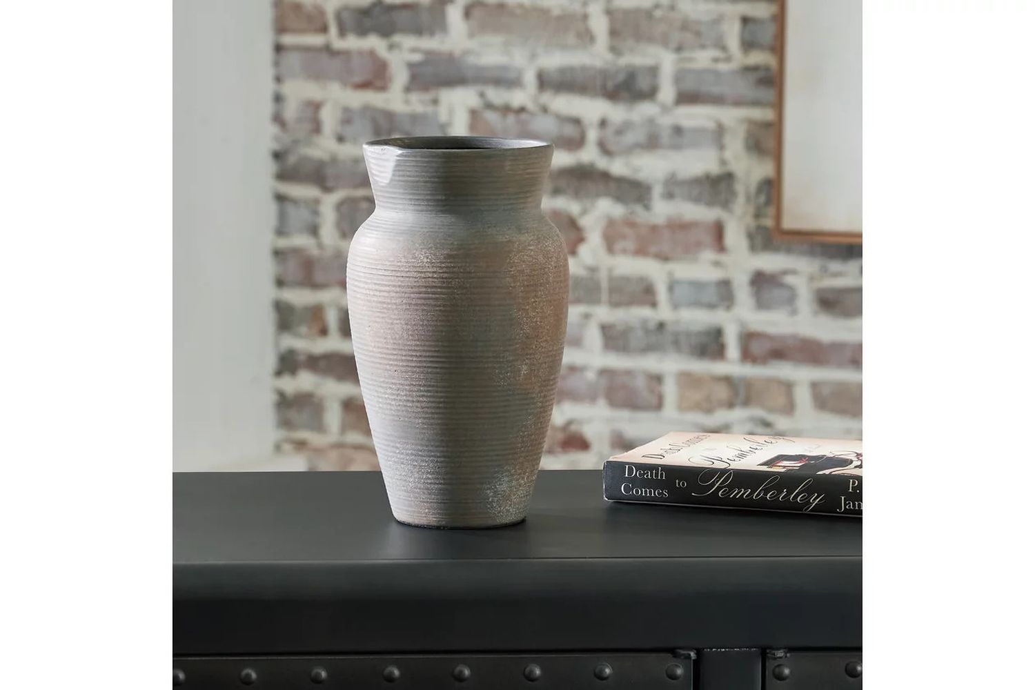 Brickmen Vase In Antique Grey A2000657