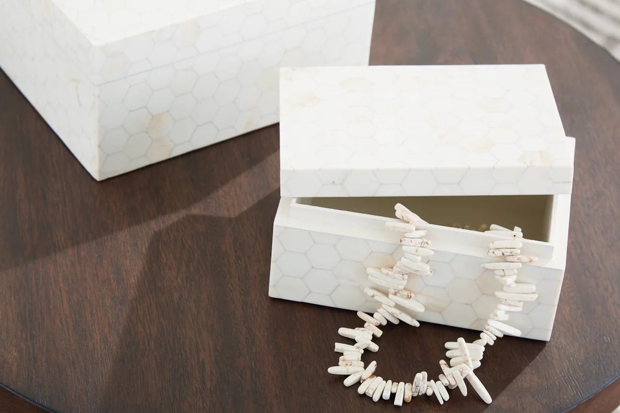 Aldenburg Box Set of 2 In Cream A2000690