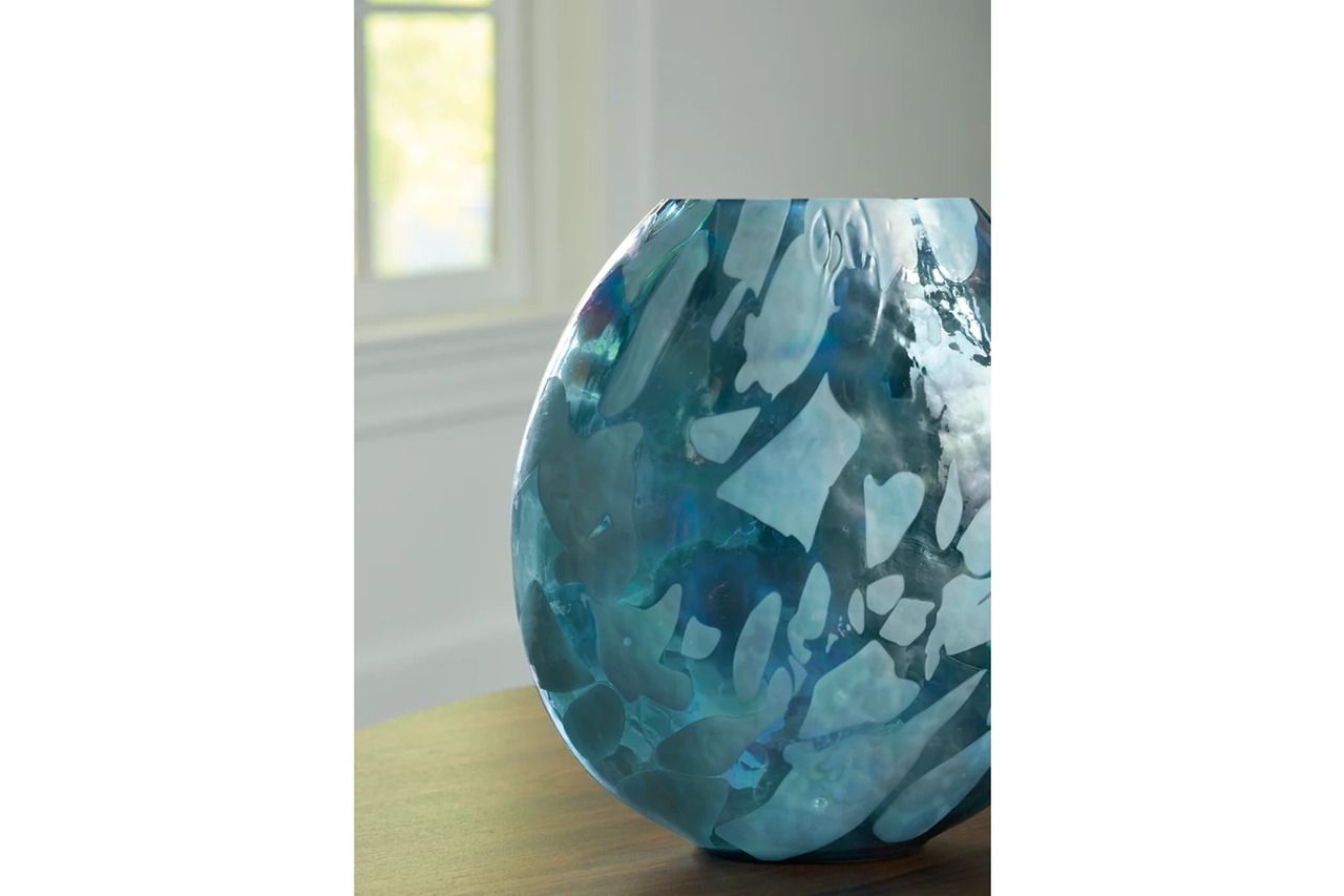 Cartshaw 11 Inch Vase In Iridescent Teal A2000739