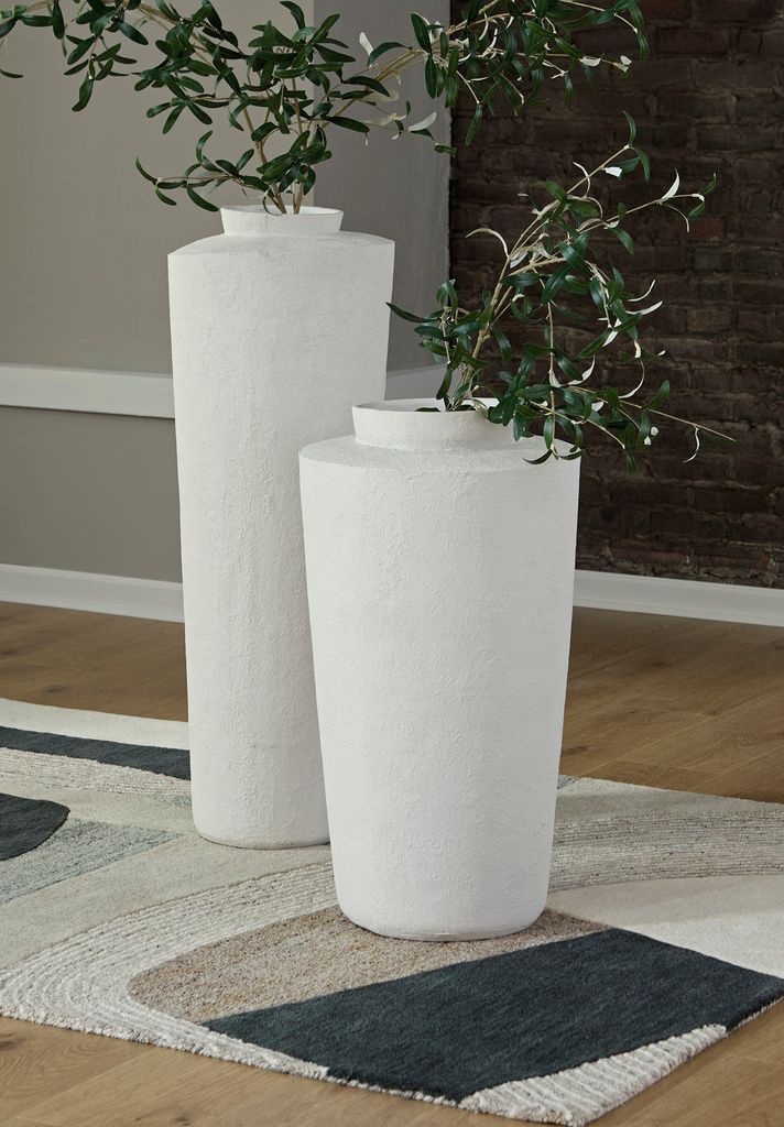 Flurinworth 29 Inch Vase In Cream A2000768