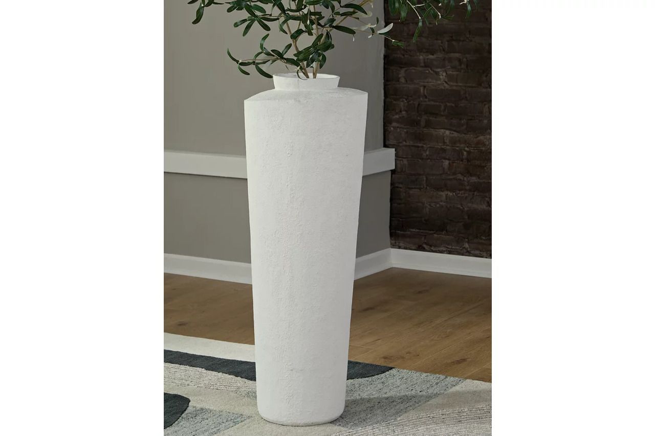 Flurinworth 39 Inch Vase In Cream A2000769