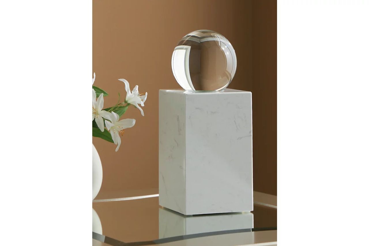 Sellner Sculpture In White/Clear A2000777