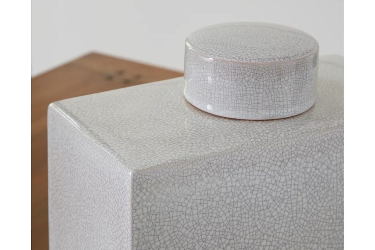 Haddworth Jar In Antique White A2000780