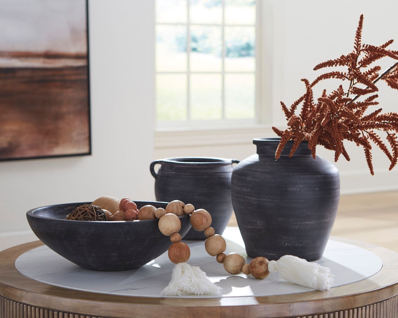 Meadie Vase In Distressed Black A2000790