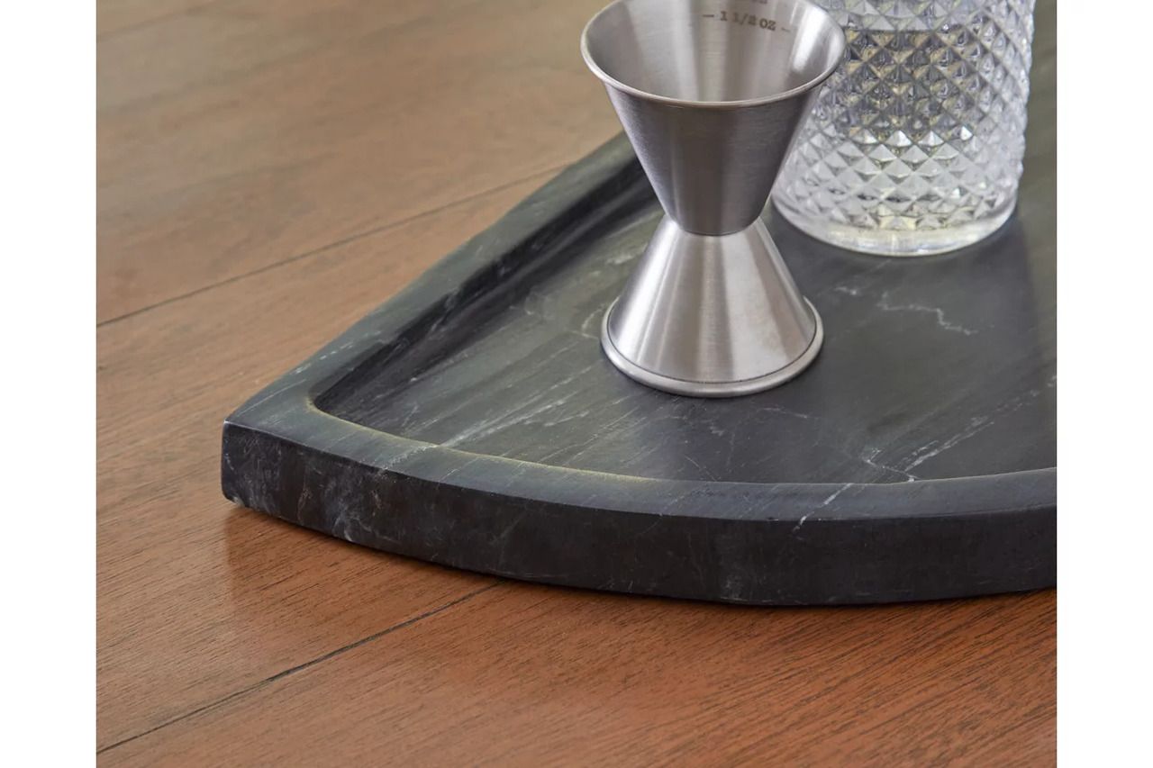 Cortsen Tray In Black A2000793