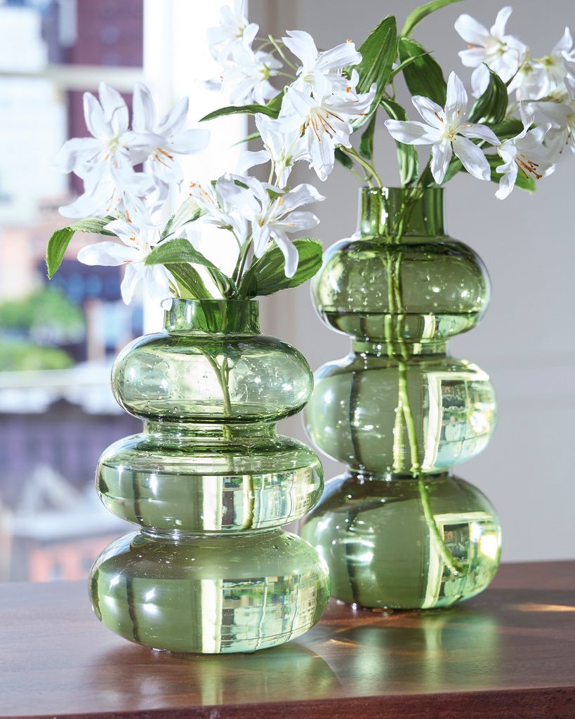 Renethorne Vase In Green A2000801