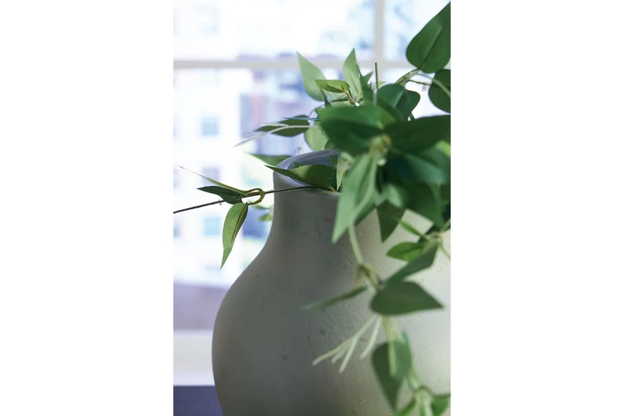 Baychester Vase In Antique Green A2000805