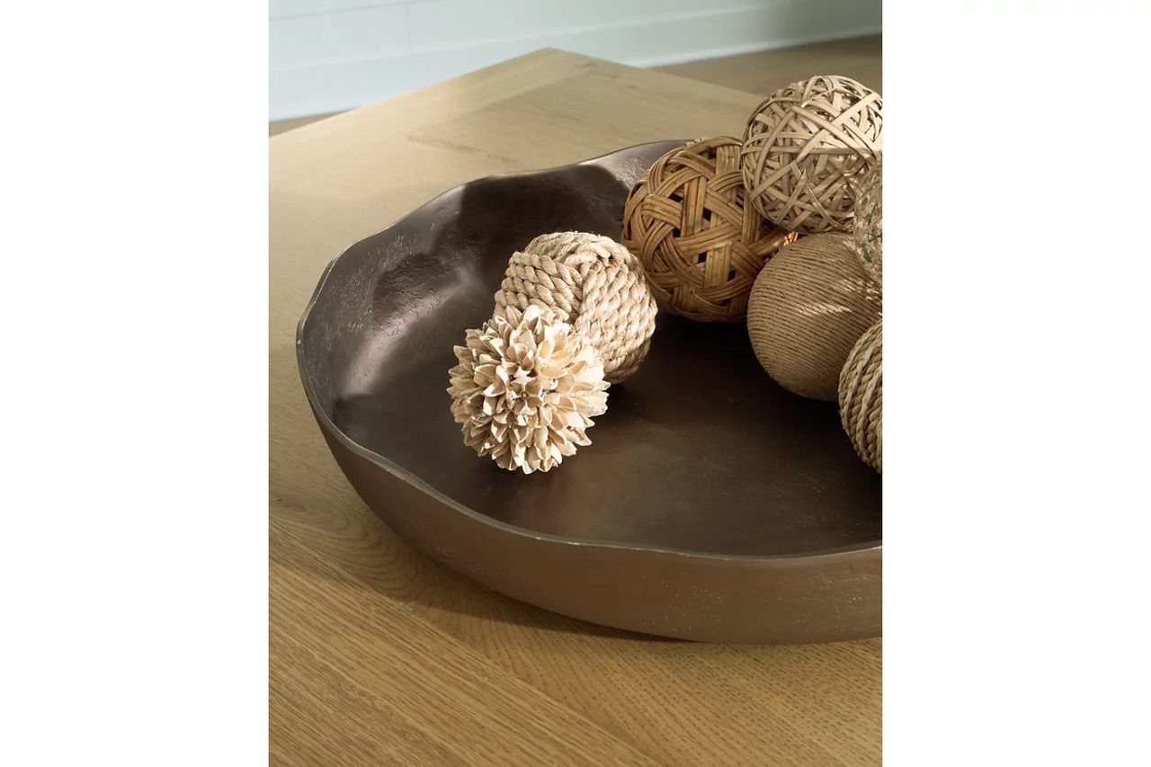 Wallmen Tray In Champagne Gold A2000817