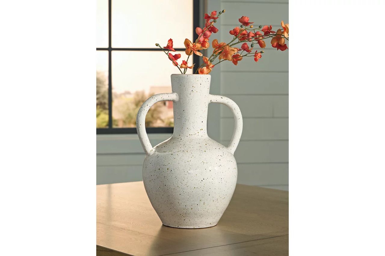Dallinworth Large Vase In White and Black A2000832