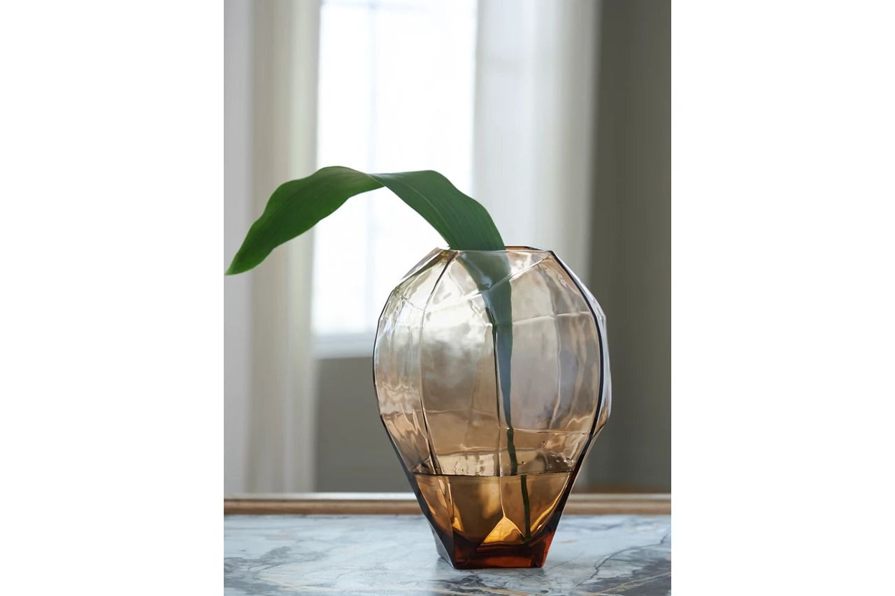Ewart Small Vase In Light Brown A2000866