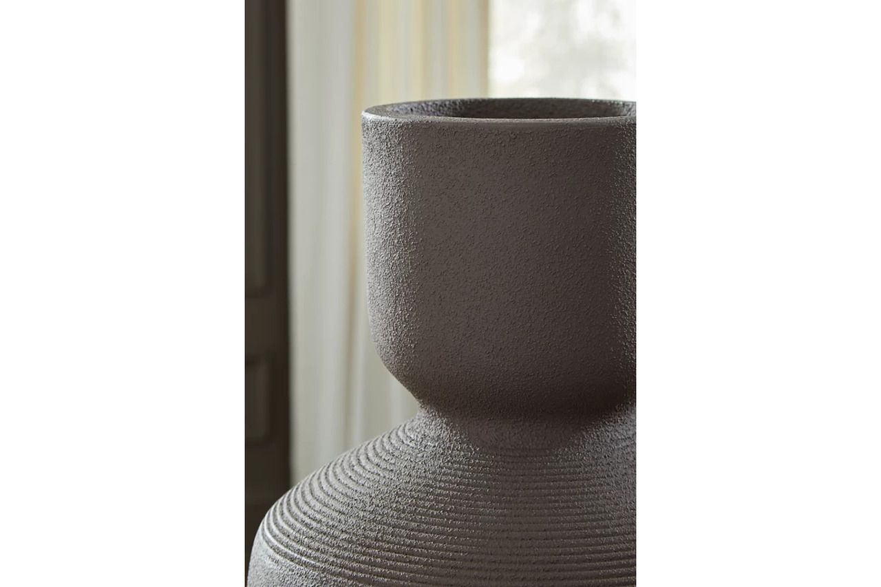 Dalsen Large Vase In Brown A2000873