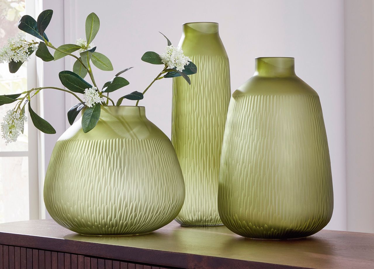 Scottyard Vase In Olive Green A2900007