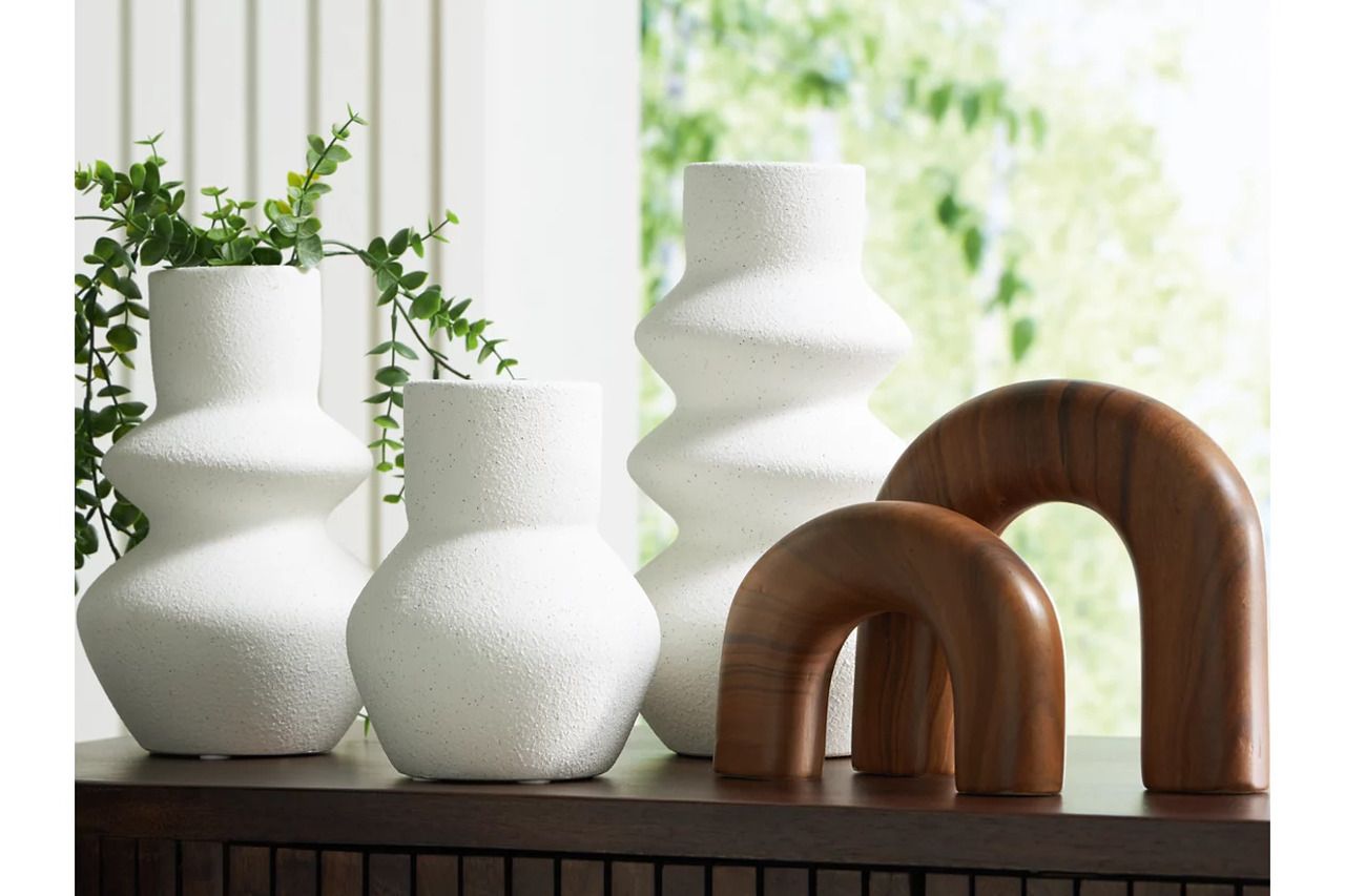 Carterworth 5 Piece Accessory Set In White/Brown A2C00210