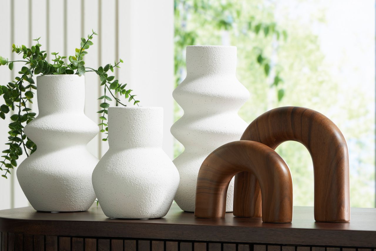 Carterworth 5 Piece Accessory Set In White/Brown A2C00210