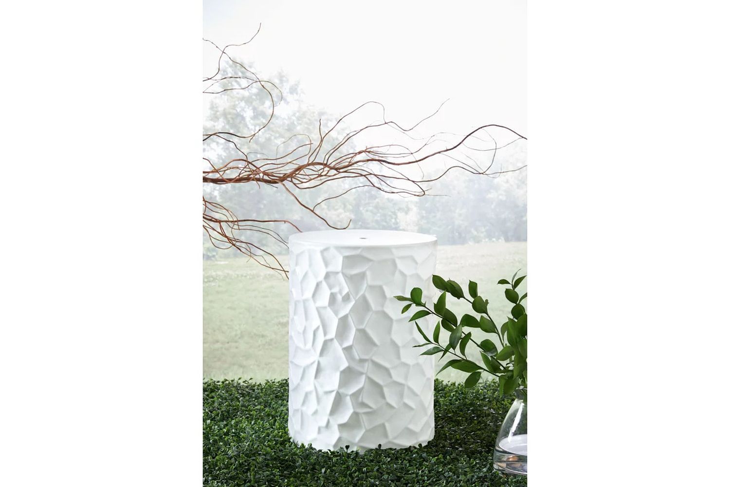 Jungrove White Stool A3000633