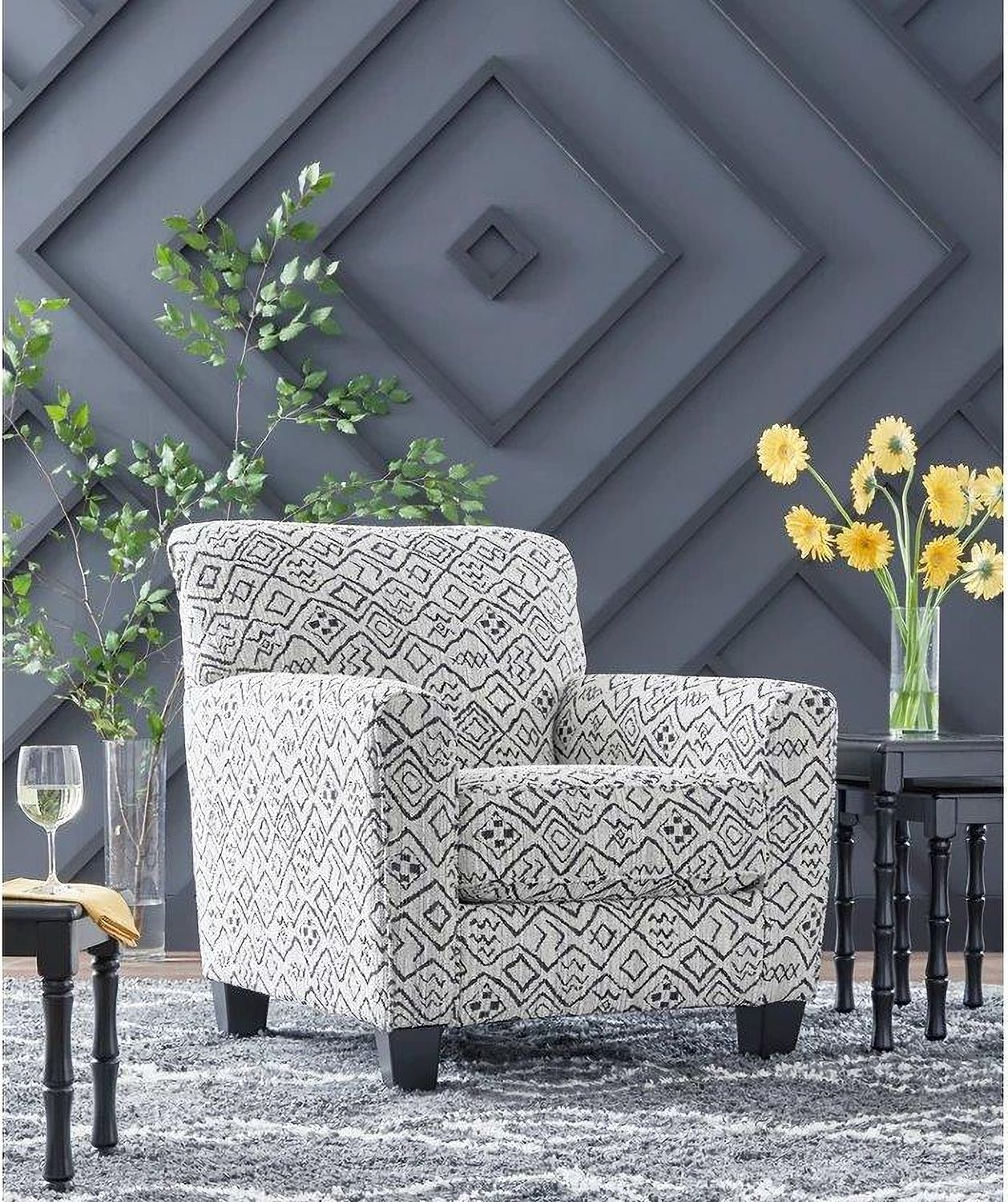 Hayesdale Accent Chair In Black and Cream A3000658