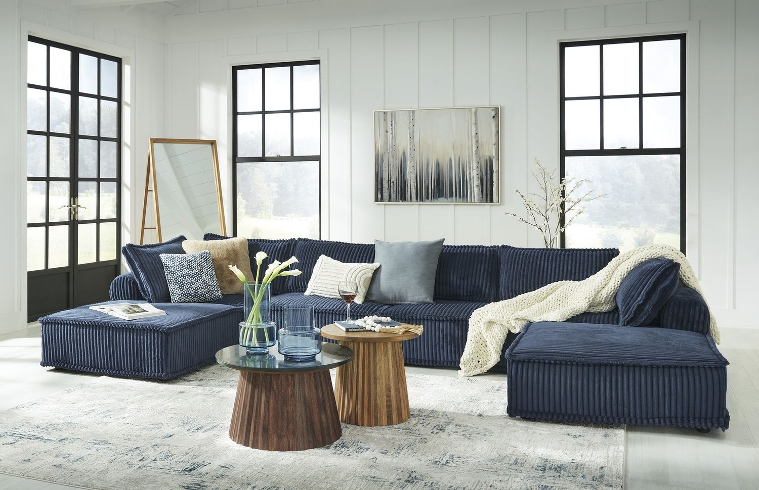 Bales Accent Chair In Navy A3000662