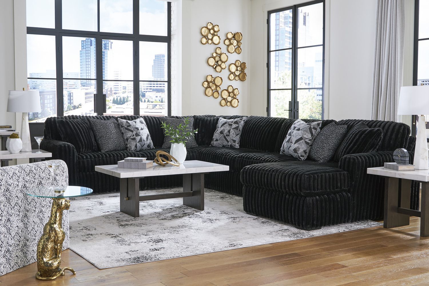 Kenbell Accent Chair In Black/White A3000705