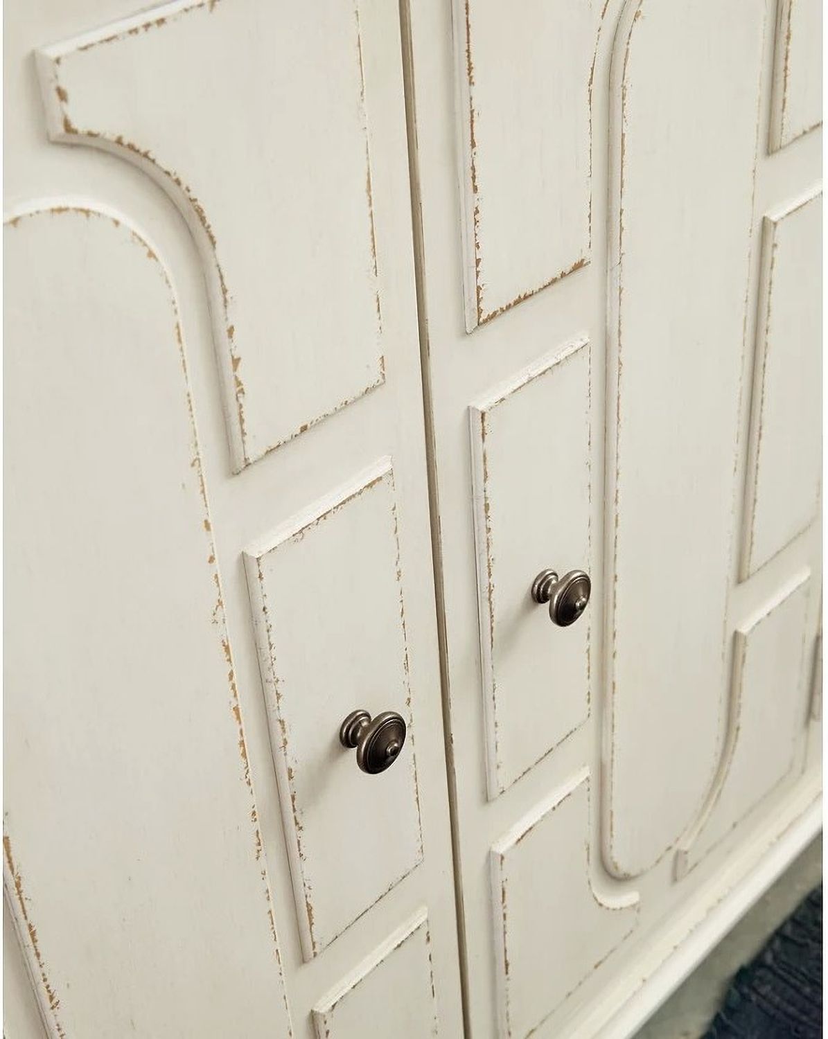 Roranville Antique White Accent Cabinet A4000268
