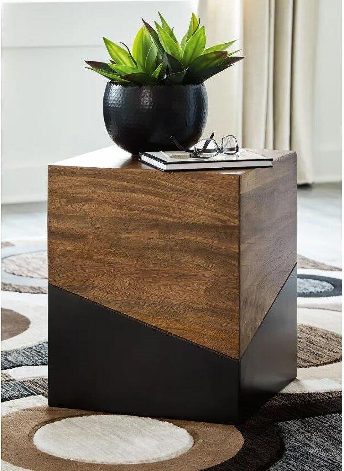 Trailbend Brown/Gunmetal Accent Table A4000311