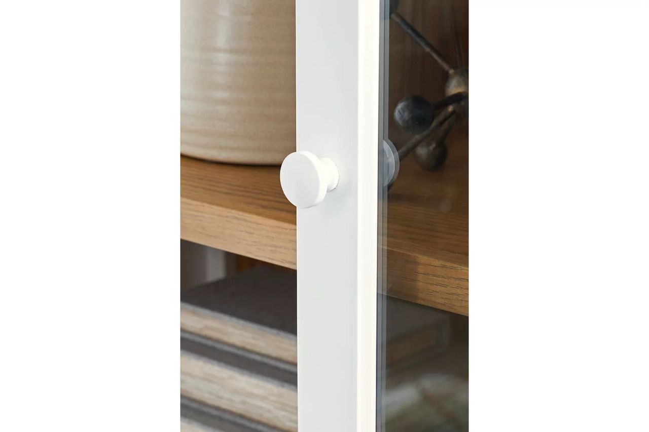Dagandale Accent Cabinet In White/Natural A4000598
