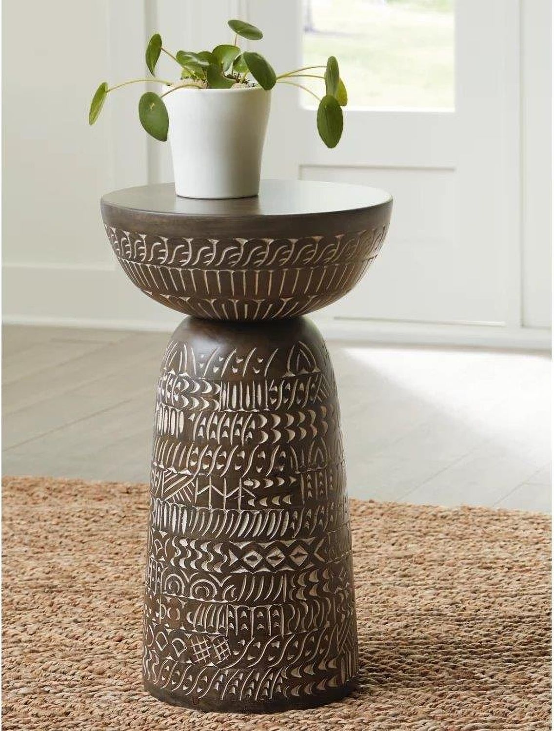 Hadcher Accent Table In Cream and Brown A4000622