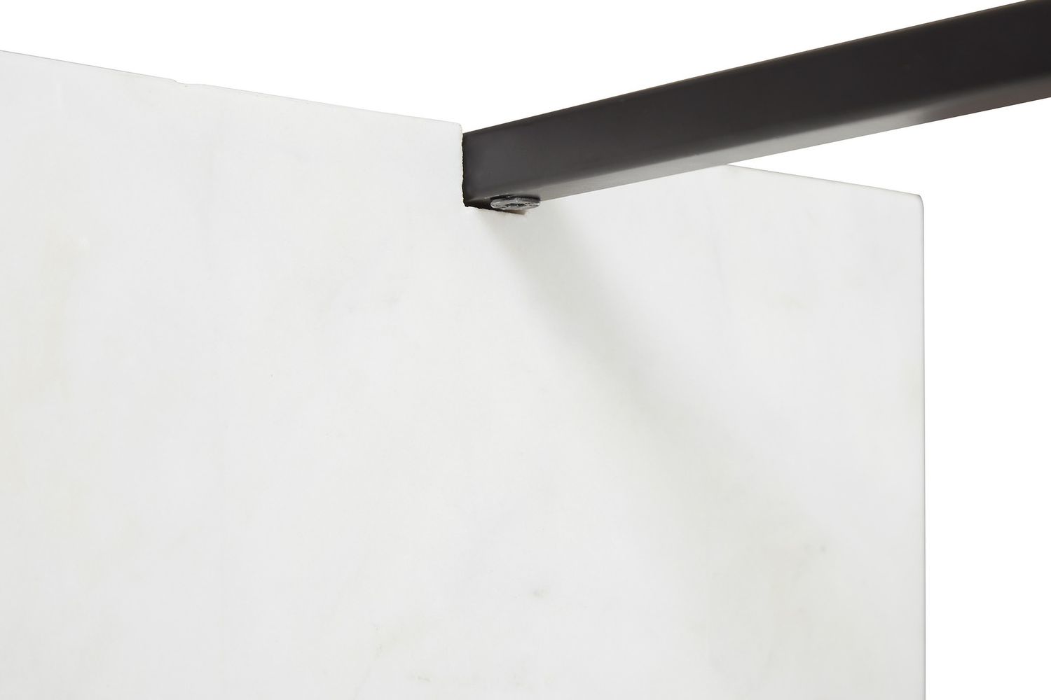 Mannill Accent Table In Black and White A4000630
