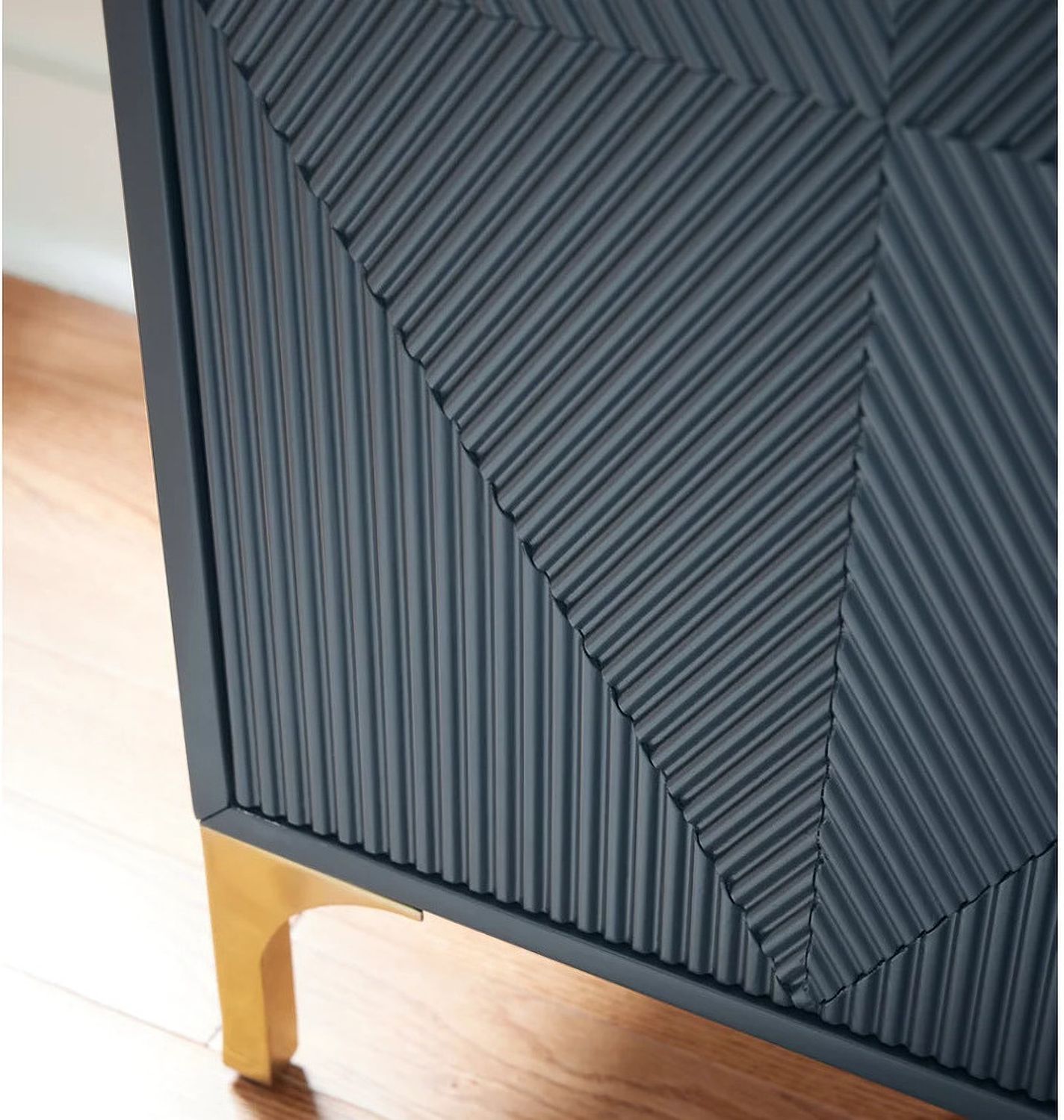Loirwick Accent Cabinet In Dark Blue A4000677