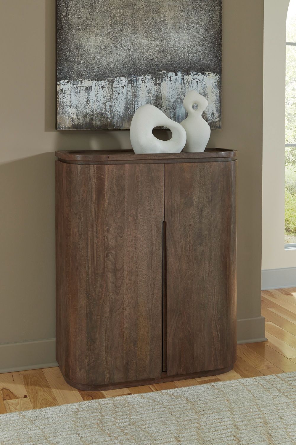 Landermont Bar Cabinet In Medium Brown A4000697