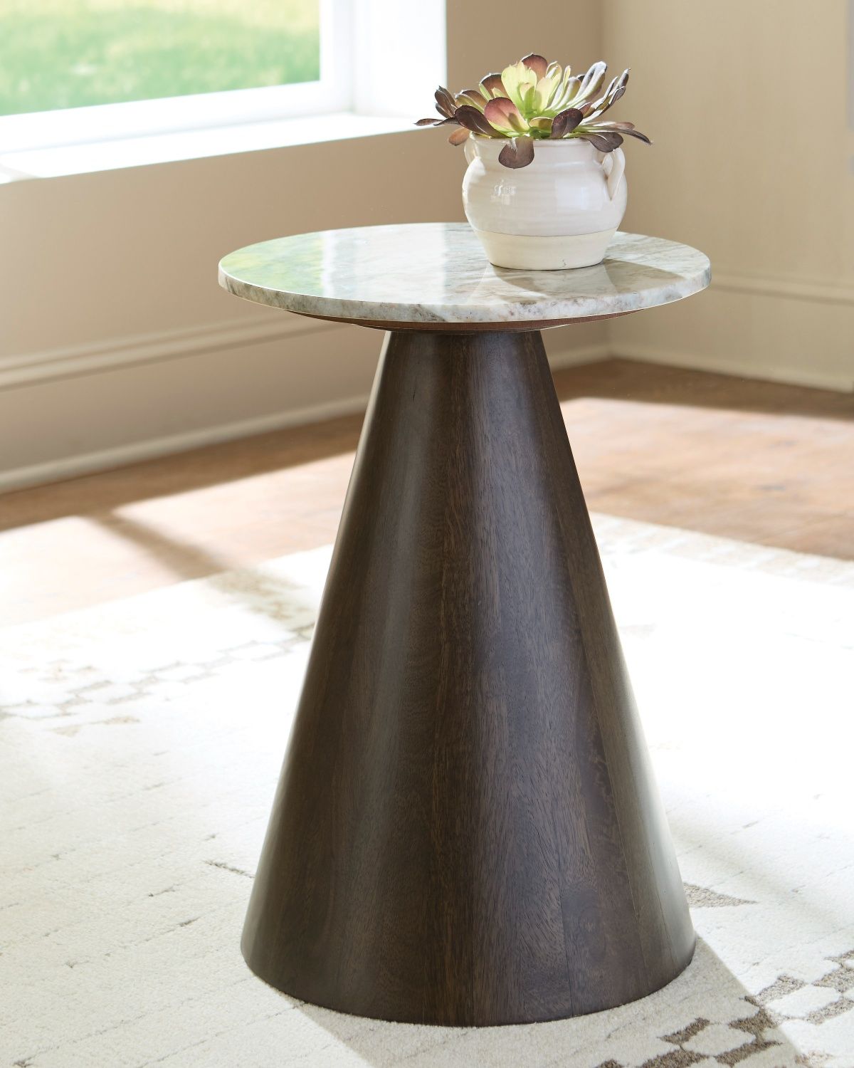 Waltnor Accent Table In Gray/White/Brown A4000720