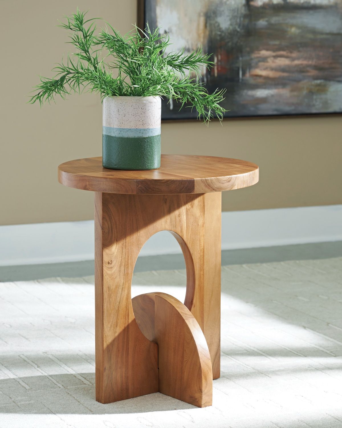 Hollbourne Accent Table In Brown A4000723