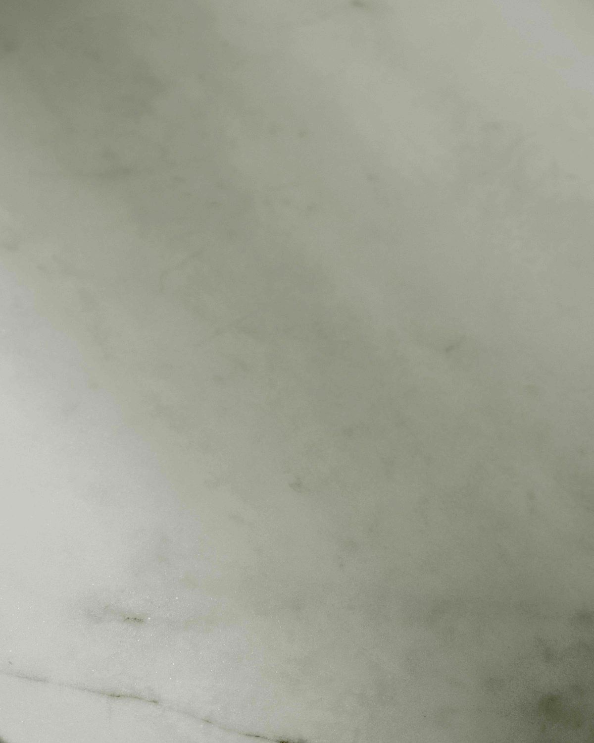 Wainstone Accent Table In Black and White A4000724