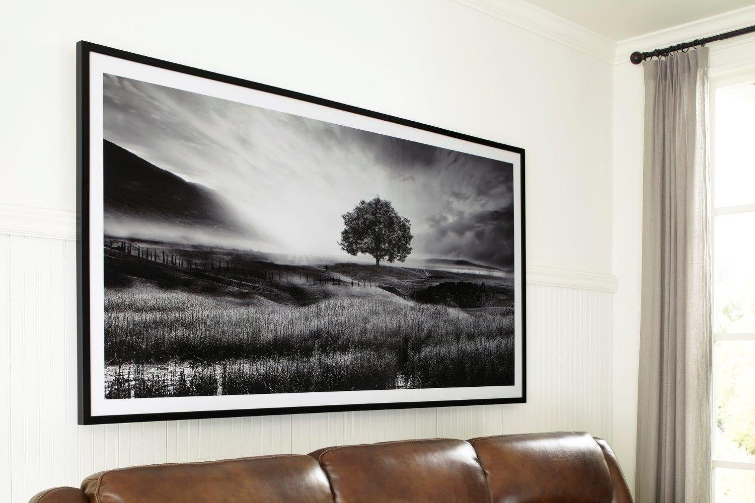 Deborland Black And White Wall Art A8000341