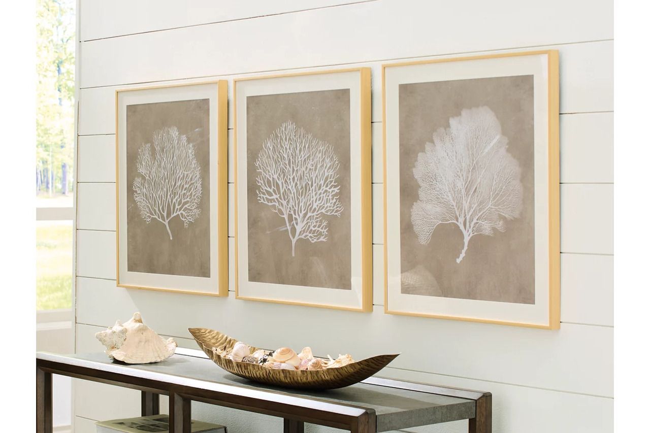 Hendridge Wall Art Set of 3 In White and Taupe A8000486