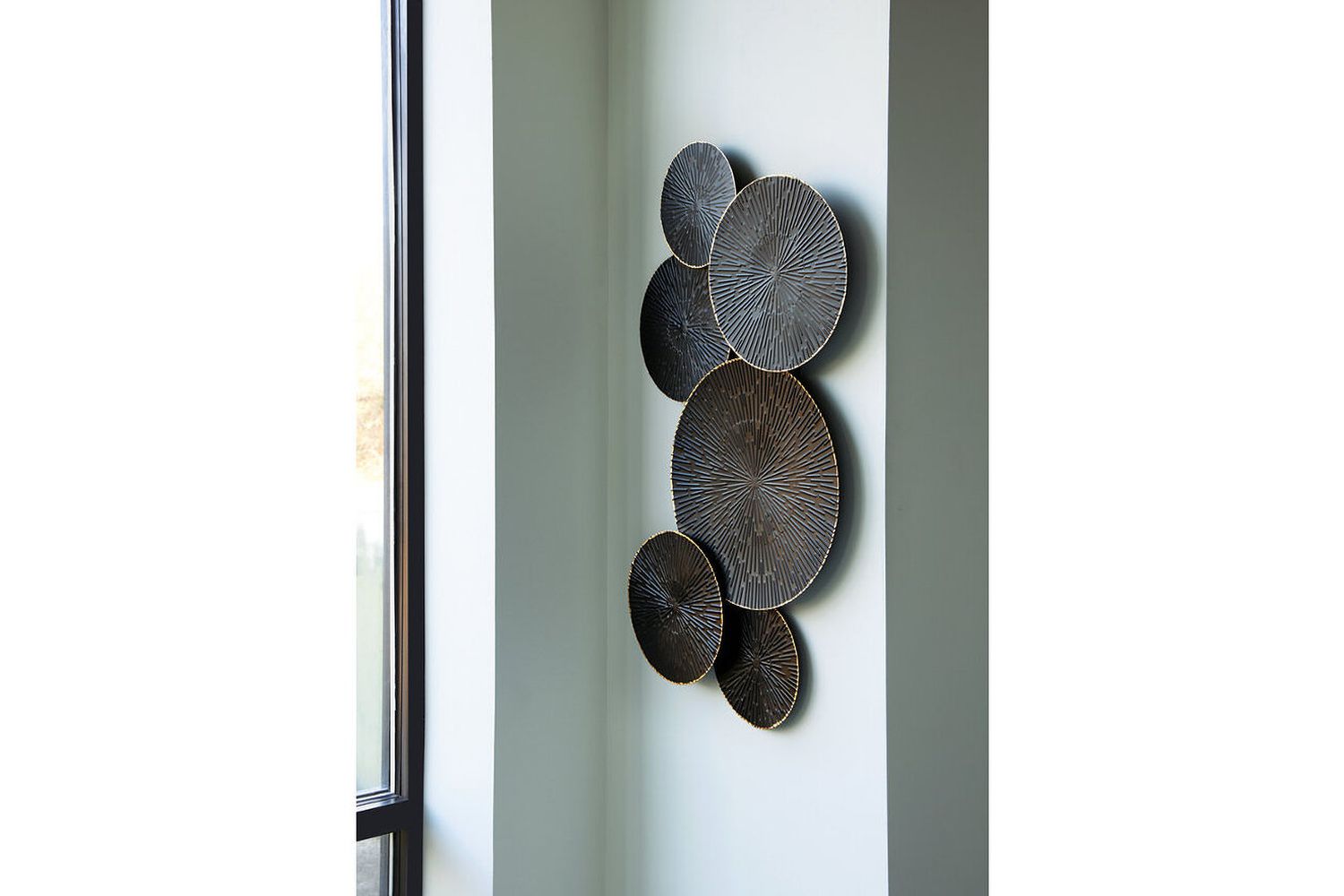 Rhetlen Black And Gold Finish Wall Decor A8010301
