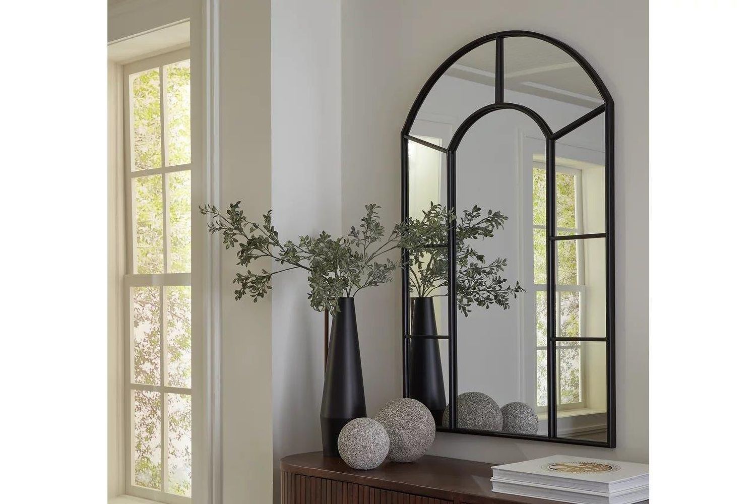 Evengton Accent Mirror In Black A8010319